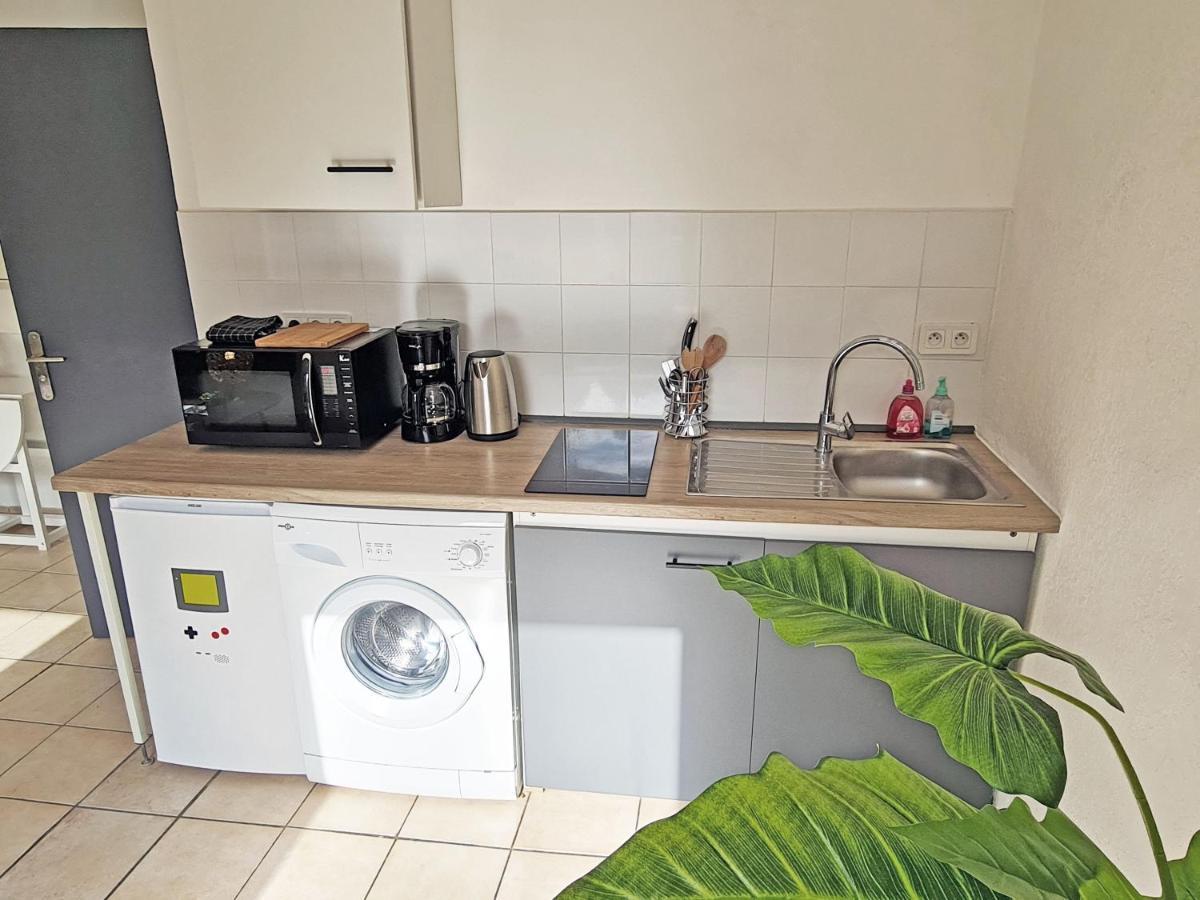 Gregbnb - Centre Ancien - Studio Roof-Top - Climatise - 5Eme Etage ตูลง ภายนอก รูปภาพ